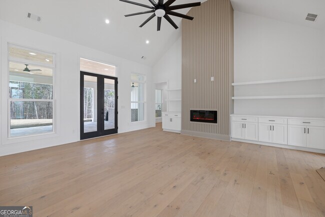 Building Photo - 2151 Osprey Poynte