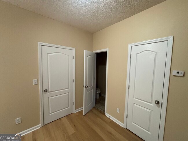 Building Photo - 3386 Hidden Stream Ct