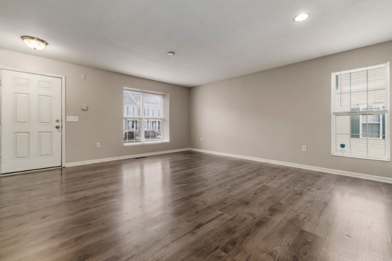 Building Photo - 6551 Crab Apple Dr