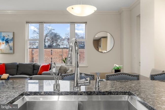 Building Photo - 801 Key Hwy