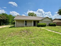 Building Photo - Single Family Home