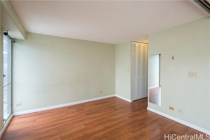 Building Photo - 1655 Makaloa St