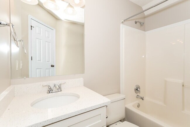 Building Photo - 236 Vineyard Ridge Dr