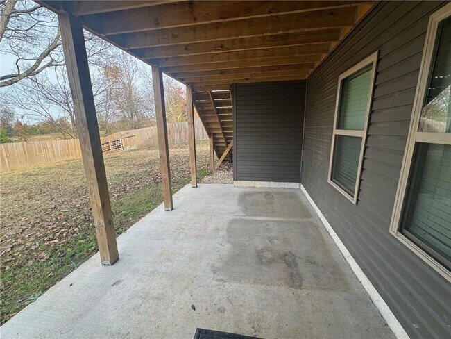 Building Photo - 500 Ryder St