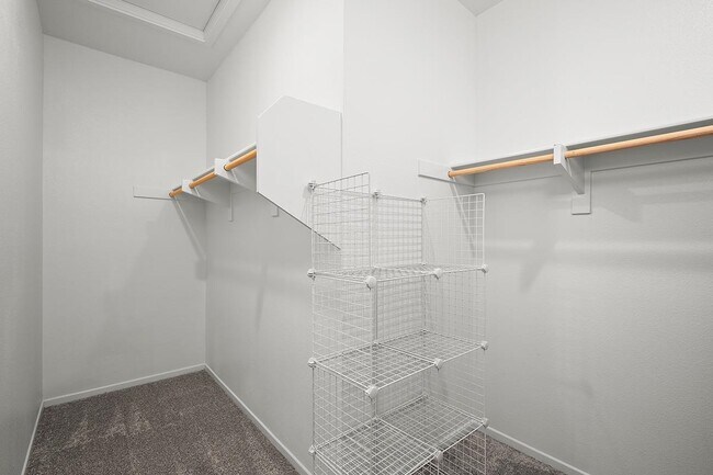 Building Photo - 5495 Seacliff Pl