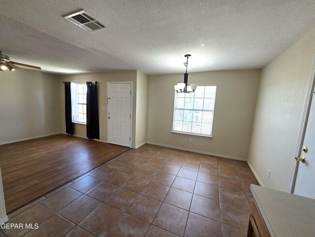 Building Photo - 2304 Tierra Serena Rd
