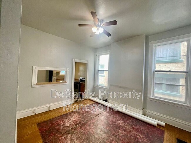 Building Photo - 5498 Hayes St