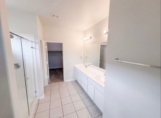 Building Photo - 7827 Amber Ct
