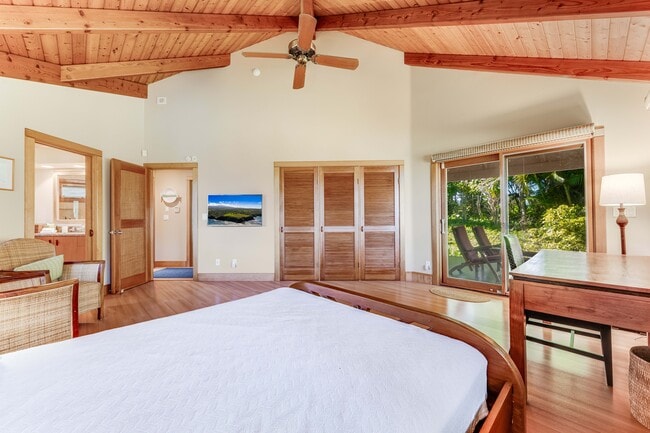 Building Photo - 275 Haumana Rd