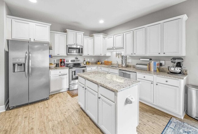 Building Photo - 2544 Caldwell Cir