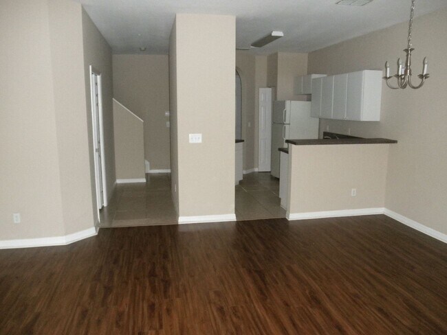 Building Photo - 894 Pipers Cay Dr