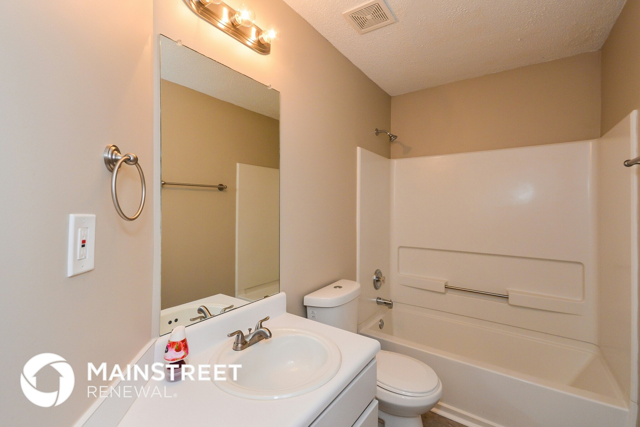 Building Photo - 5014 River Overlook Way