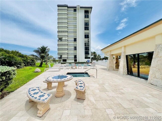 Building Photo - 10680 S Ocean Dr