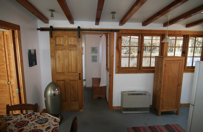 Building Photo - 156 S Topanga Canyon Blvd