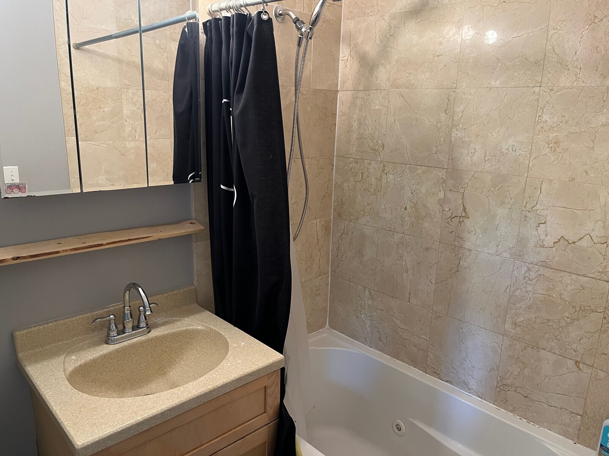 Primary Bath - 6504 N Washtenaw Ave