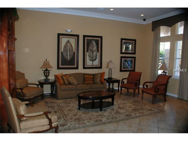 Building Photo - 3260 Retreat View Cir