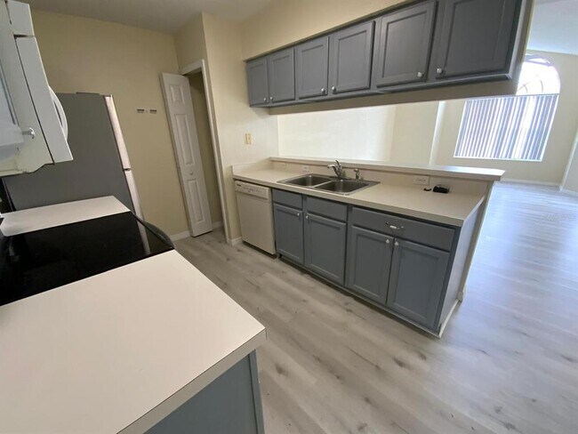 Building Photo - 2327 Prime Cir