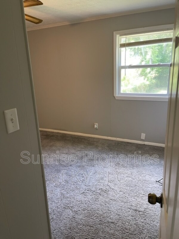 Building Photo - 6704 Rebecca Ln