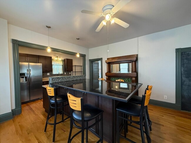 Building Photo - 11 Lelia St