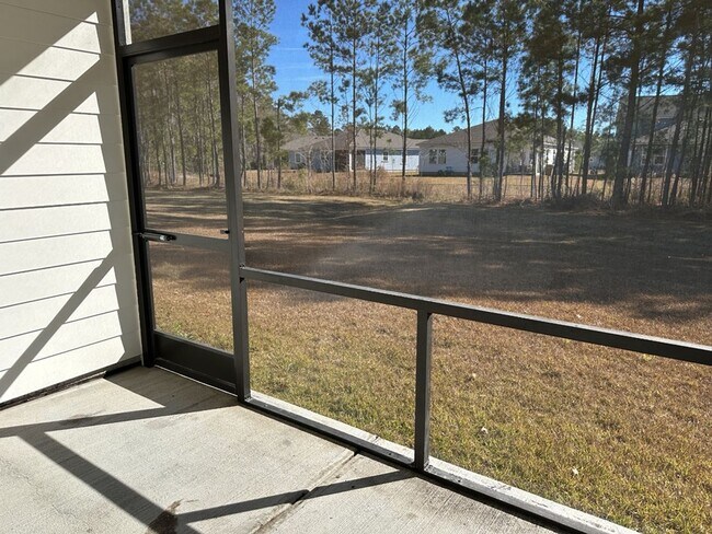 Building Photo - 964 Longleaf Dr