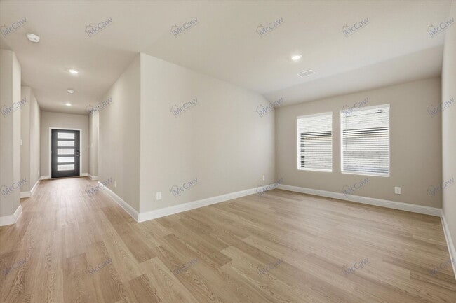 Building Photo - 811 London Town Ln