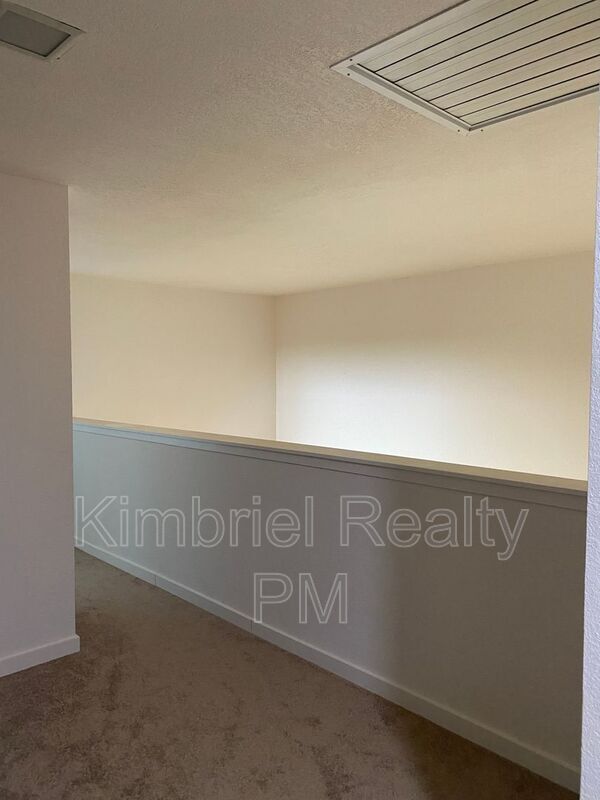 Building Photo - 2928 Stanford Ln