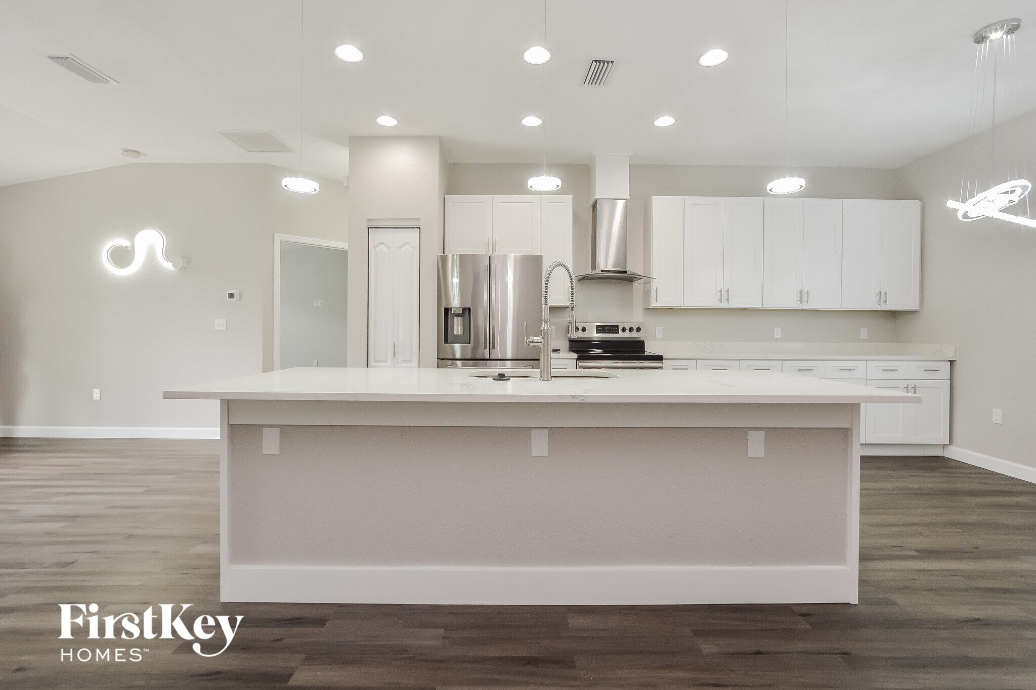 Building Photo - 1175 Adams St