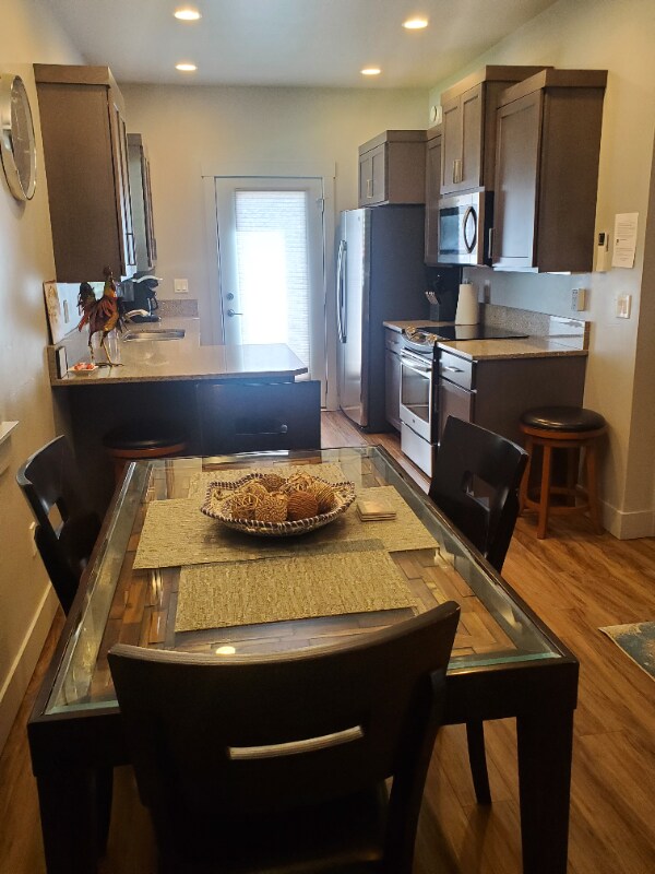 Building Photo - 1724 N Solomon Ct