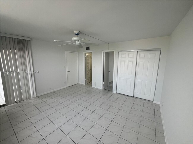 Building Photo - 501 E Dania Beach Blvd