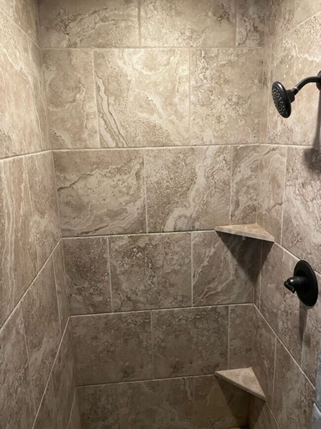 Building Photo - 4 bedroom in Wolfforth