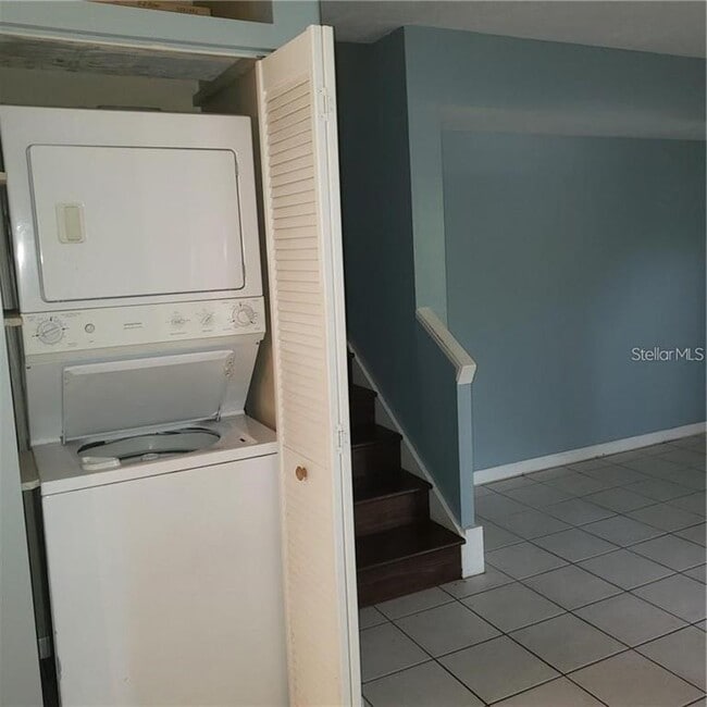 Building Photo - 5626 Ashley Oaks Dr
