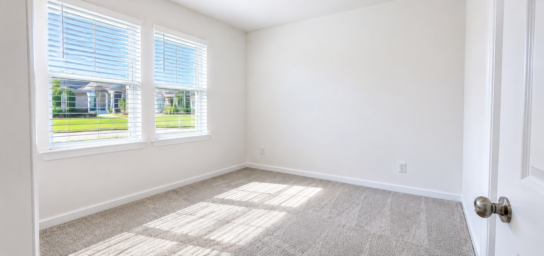 Building Photo - 430 Rowe Way
