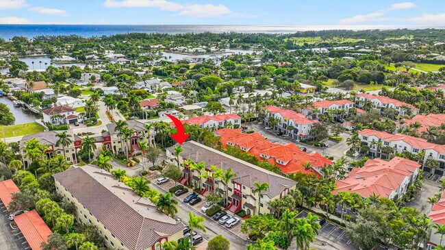 Building Photo - 321 Bayfront Dr