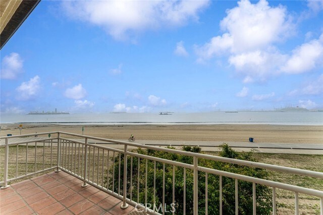 Building Photo - 1800 E Ocean Blvd