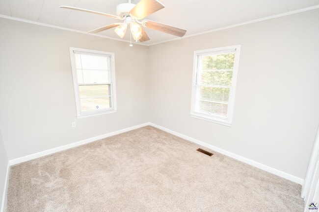 Building Photo - 461 SR 96