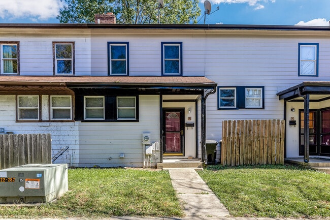 Building Photo - 6 Falcon Ln