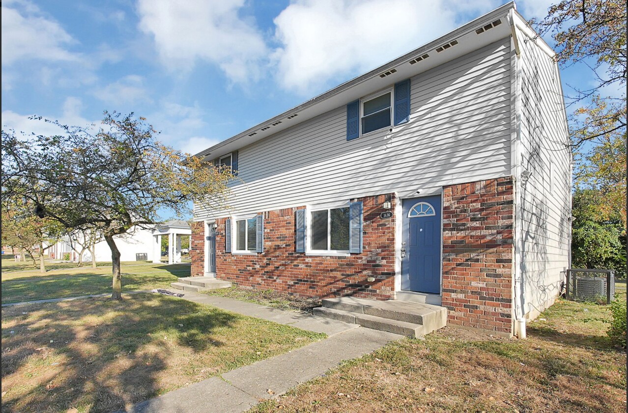 Building Photo - 1636 E 25th Ave