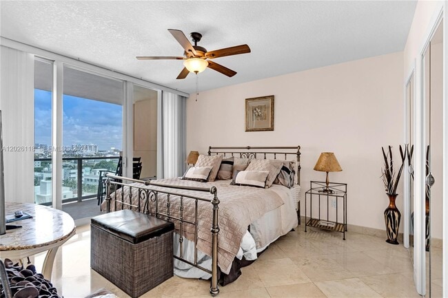 Building Photo - 1455 Ocean Dr