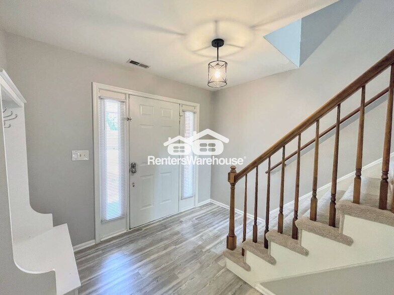 Building Photo - 502 Kempsville Greens Ct