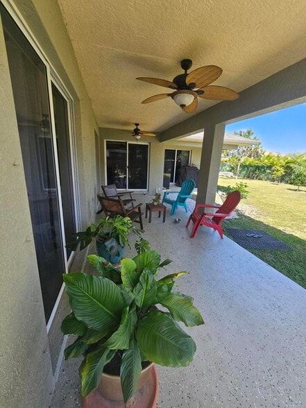 Building Photo - 5721 NW Alcazar Ter