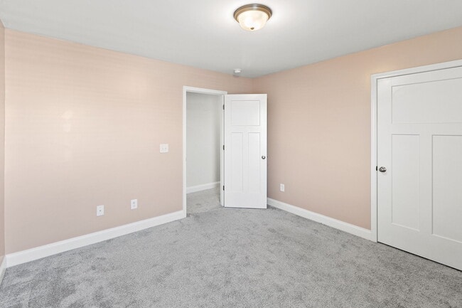 Building Photo - 5214 Whirlaway Ln