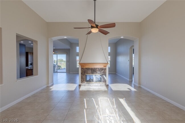 Building Photo - 2749 Botticelli Dr