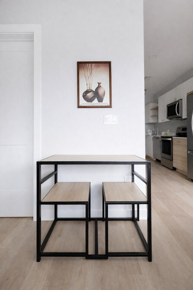 Building Photo - 4624 Farnam St