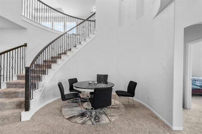 Building Photo - 2405 Bayrose Dr