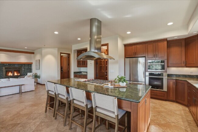 Building Photo - Beautiful 3-Bedroom Home Above Miller’s Landing with River and Mountain Vistas