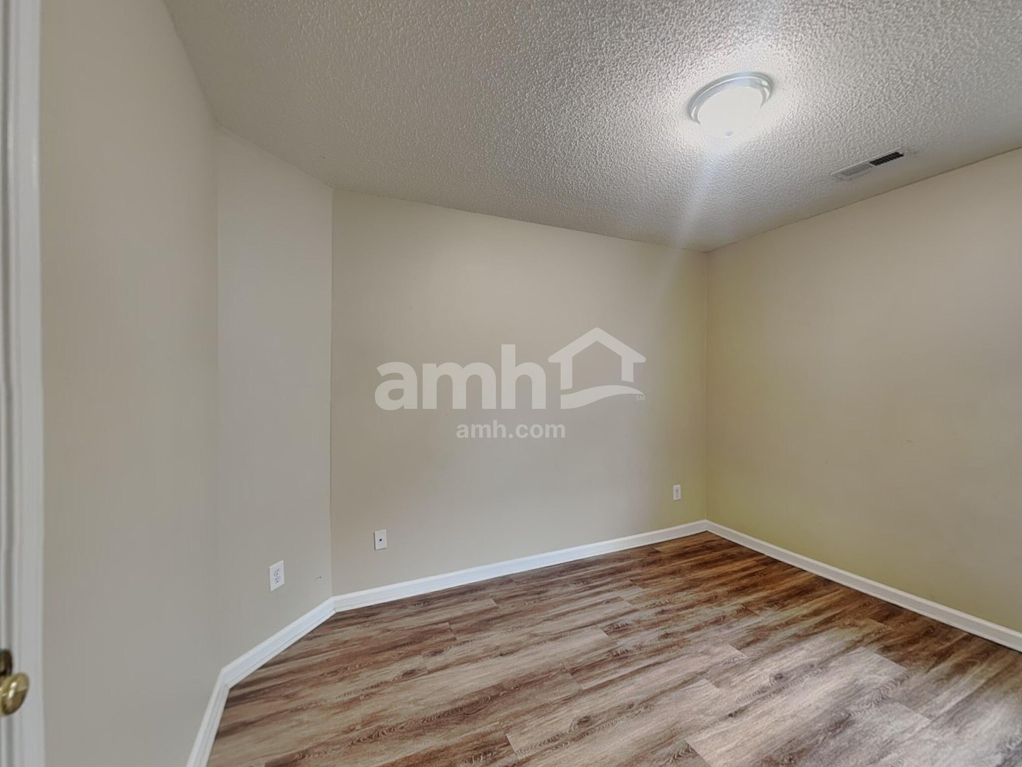 Building Photo - 4832 Asherton Pl NW