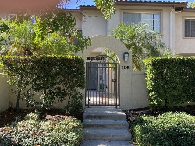 Building Photo - 105 Tierra Plano