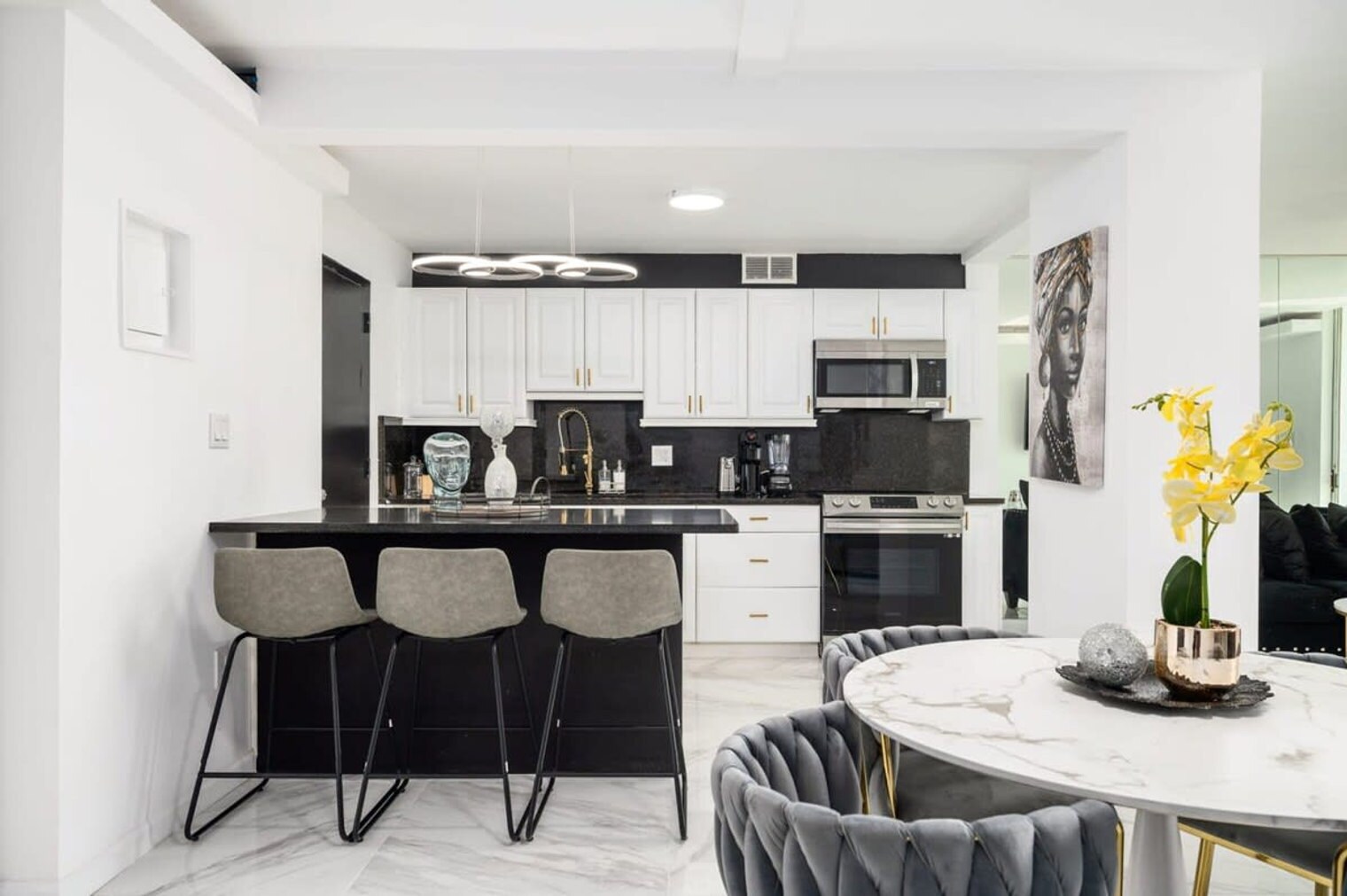 Building Photo - 215 Piedmont Ave NE