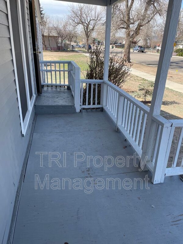 Building Photo - 228 13th St