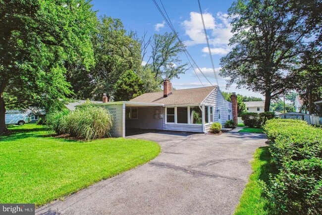 Primary Photo - 3135 Manor Rd